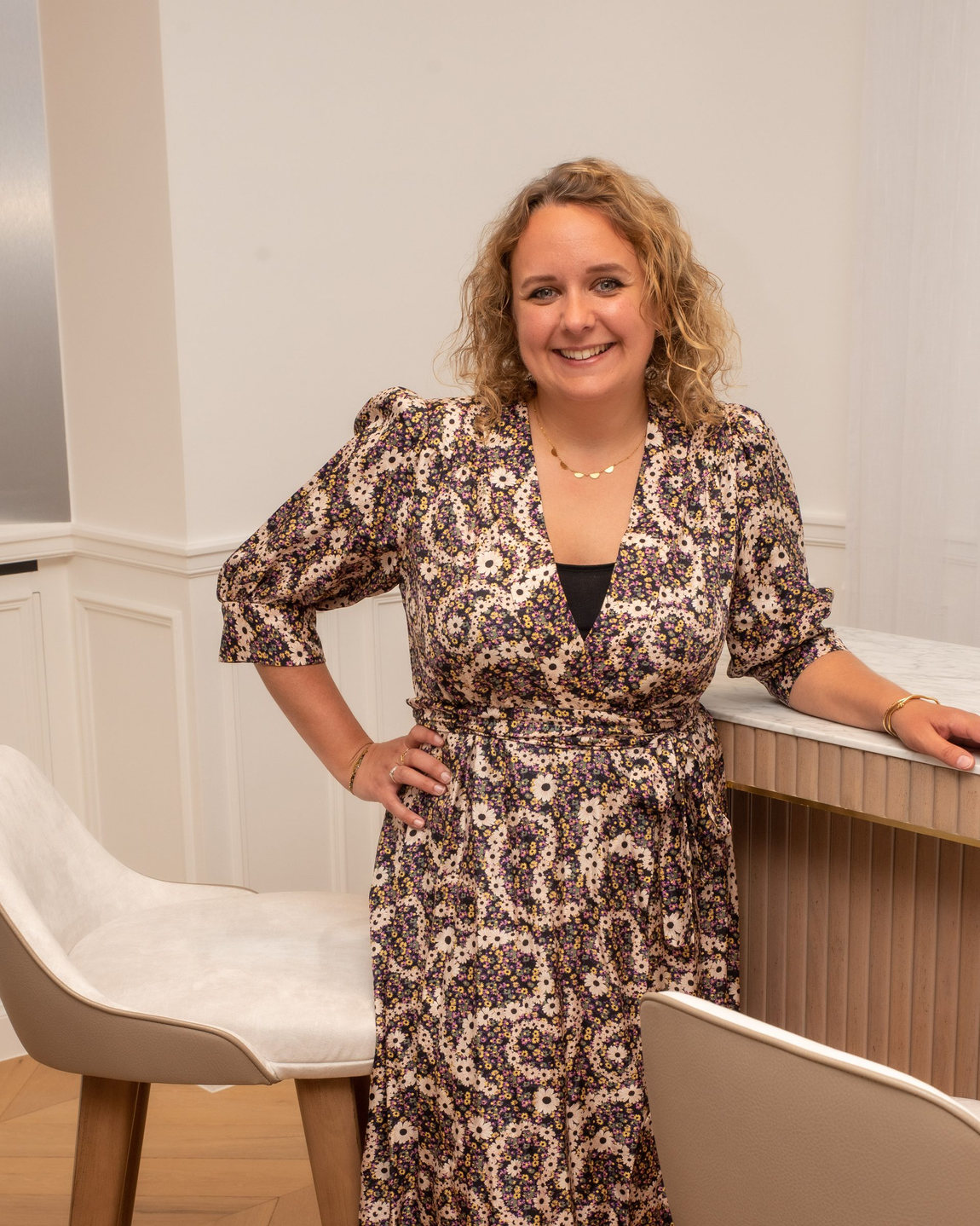 Marlène Wierzba, fondatrice de Mon Immo Planner, dans un appartement rénové